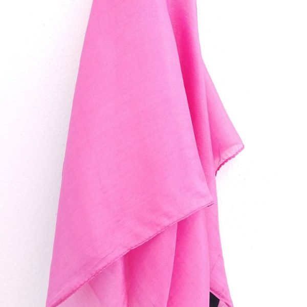 Ροζ τετράγωνο μαντήλι